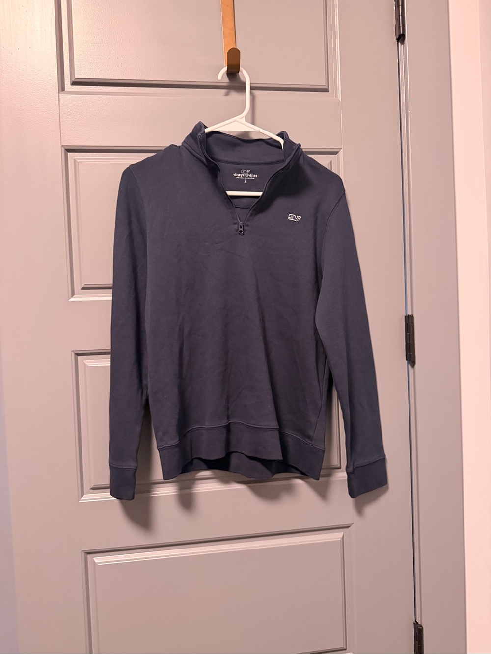 Vineyard Vines Men's Dark Navy Quarter-Zip Logo Pullover LARGE